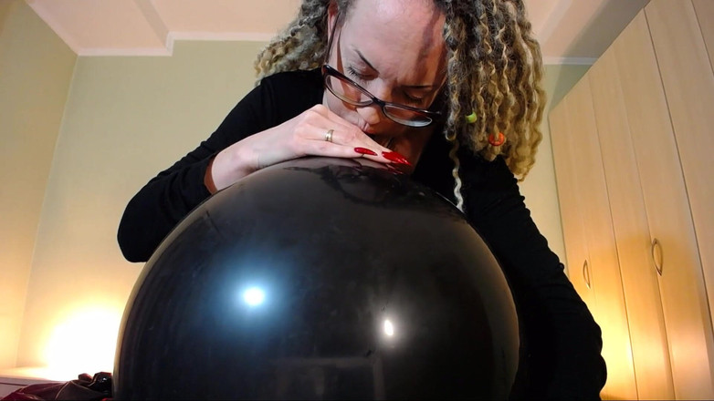 BadAssBitch: 큰 흑인 풍선 1부(소리 없음)