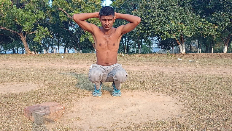 LinearOrnament35: Step Workout Hard