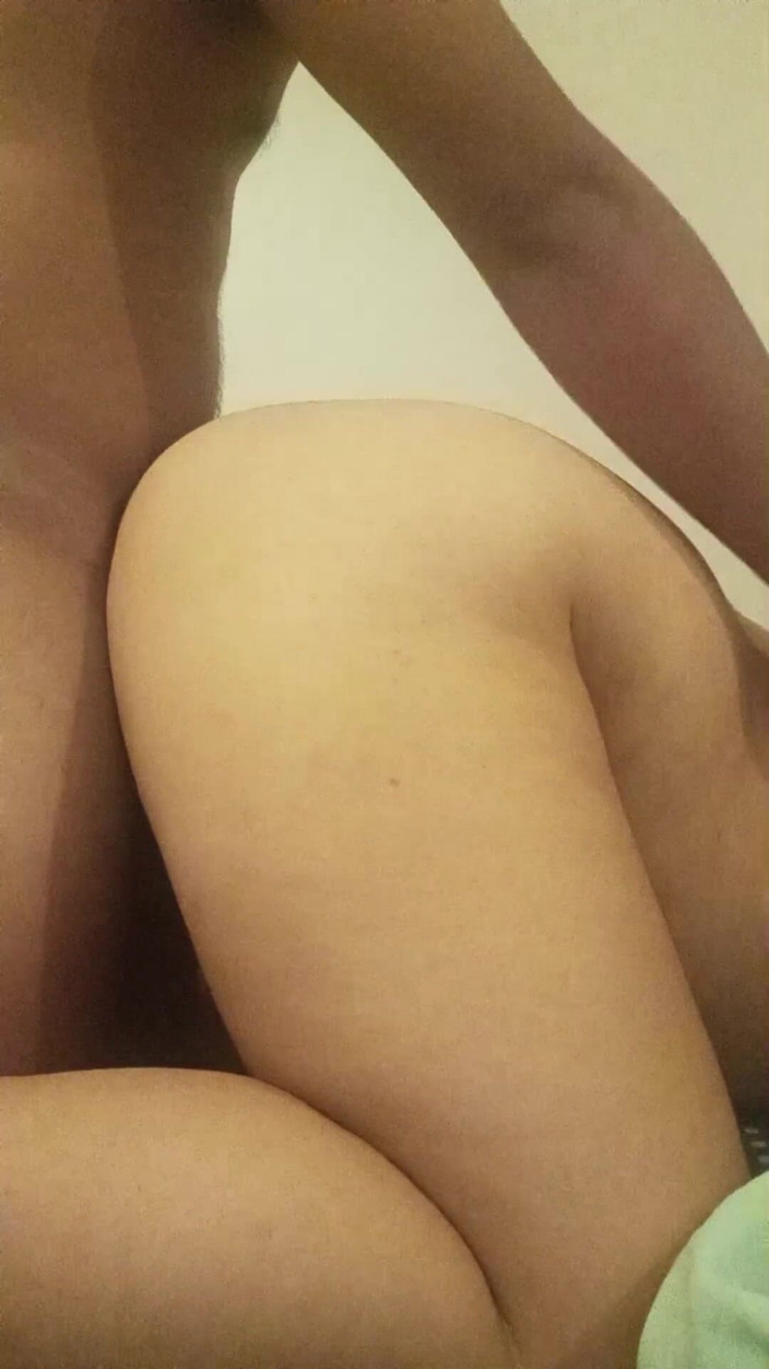 Jicole18: Condividi mia moglie con il mio amico