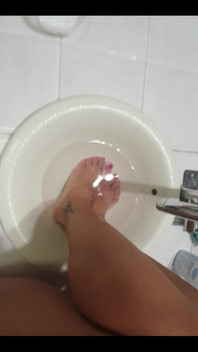 Baking Soda and Sugar Scrub for Soft Feet