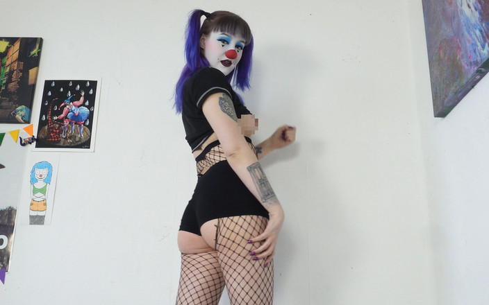 Alice Bean: 핫한 광대 JOI