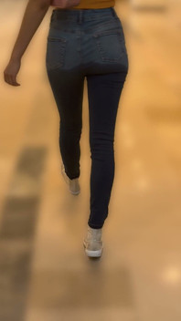 Wetting Jeans in Shopping Mall Pissing and Mouth Piss