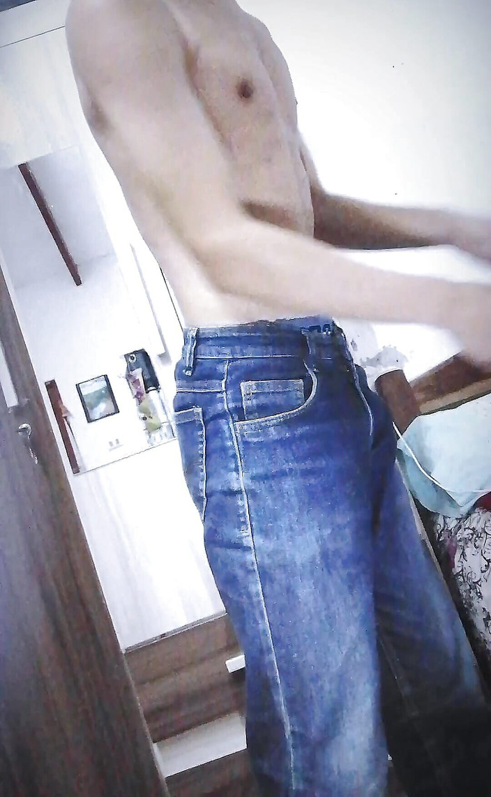 Diego2323: समलैंगिक आदमी कॉलेज से घर आता है और हस्तमैथुन