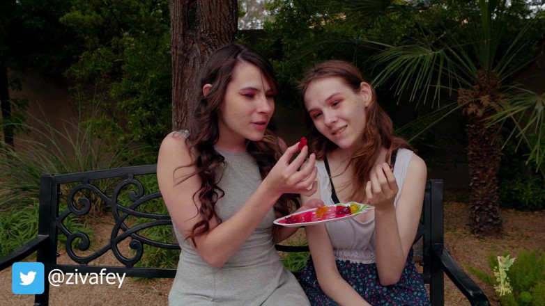 Ziva Fey: Ziva Fey and Mewchii Share fun gummies
