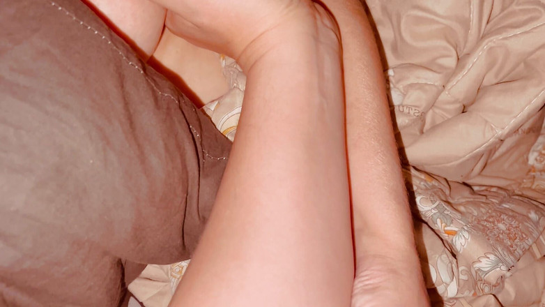 sexalko: Bini memuaskan dirinya dan suaminya!