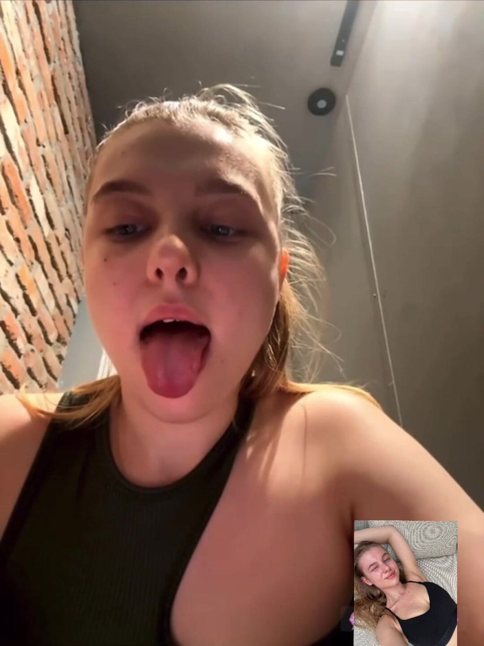 JuiceLussie: Extrema follada anal con gran polla
