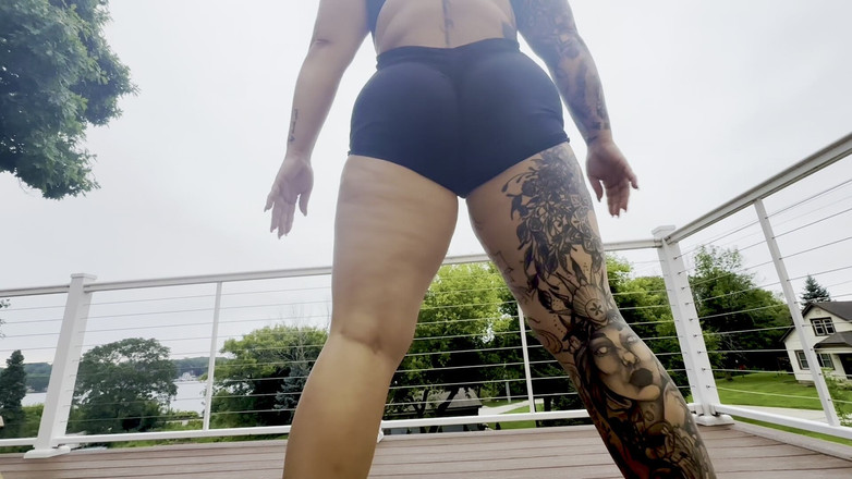 Chandler Knight: 我深蹲了多少次？