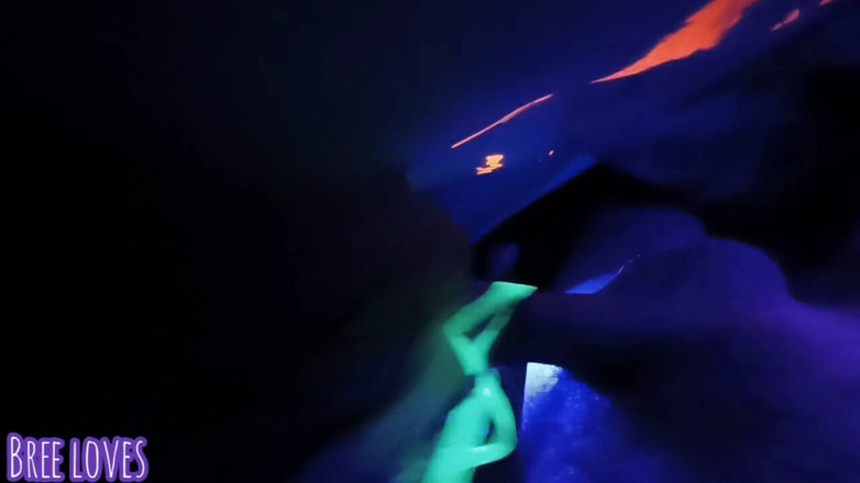 Bree Loves: Neon party ends with a blowjob