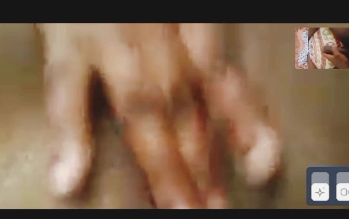 Me and my new slut: वह वीडियो कॉल पर हस्तमैथुन करते हुए वीर्य निकालती है, पूरा वीडियो यहां देखें