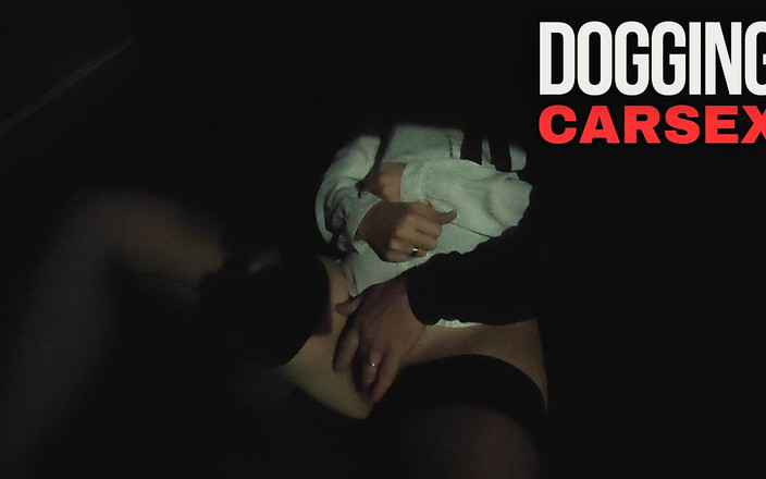 Miss Creamy: Můj nevlastní otec se dotkl mokré kundičky své nevlastní é služky...