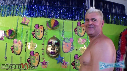 Immoral Live: Sexy tiener Mae Meyers is net 19 jaar oud en wilde...