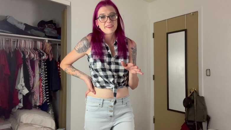 Miss Ellie Roleplay: Kejutan yang belum disunat