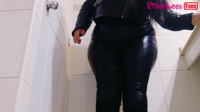 Only Riderqueen BBW Step Mom Latina Alone: Only Me - 팬들을 위한 비디오