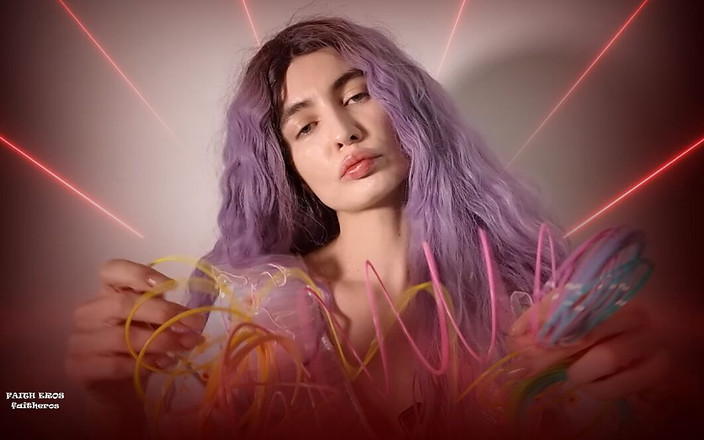 Faith Eros: Dzień 3 treningu maminsynek - Clitty Tiny, Cipki Hungry