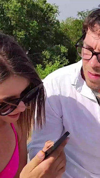 Profesorii englezi dau o dublă vaginală pe franțuzoaica Ariana Cortez