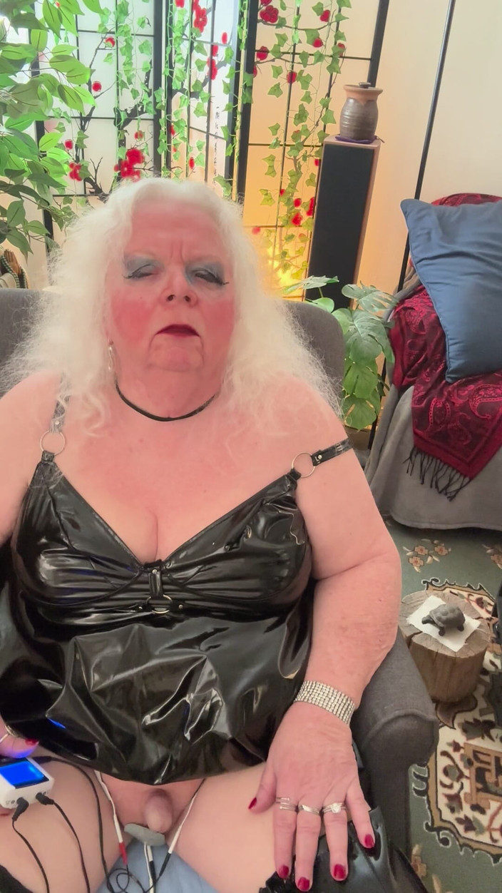 Constance: Slet, samentellen, pissen, roken