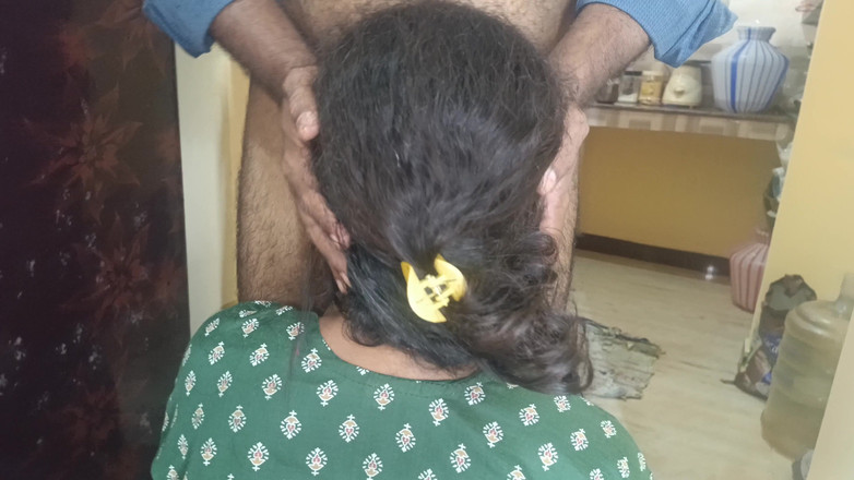 Wonder: Une femme au foyer s’amuse avec son demi-frère