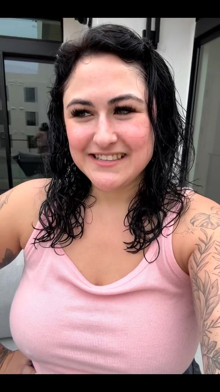 Josie Jaxxon: La의 좋은 아침 젖탱이!