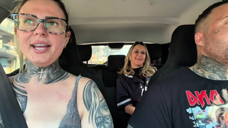 Couple dna: Naughty Maid Left the Point and Came to Give It...