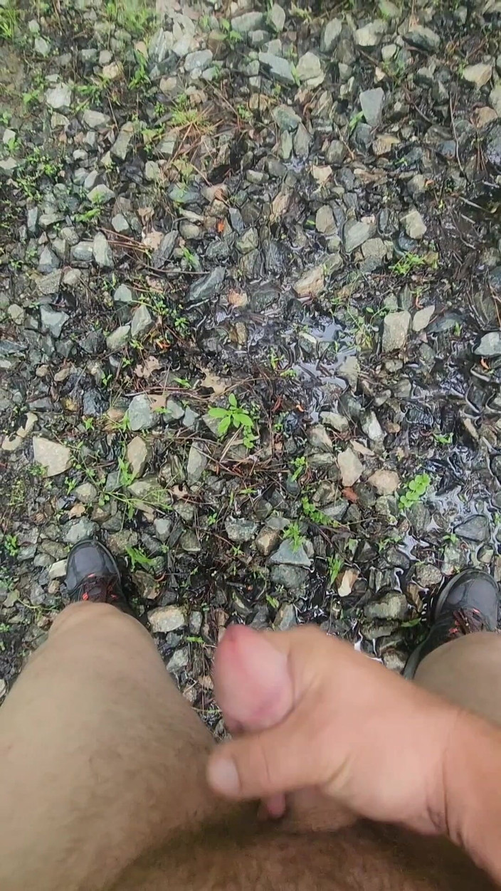 Djk31314: Goală și masturbare într-o alee aleatorie