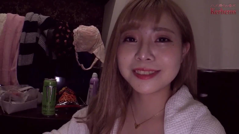 Asian happy ending: Asijský anděl 6256