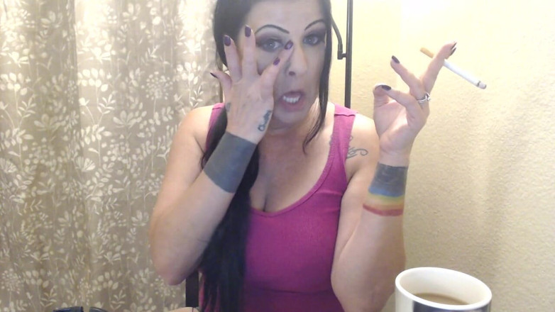 Abby Anna: Morning coffee &amp; cigarette time