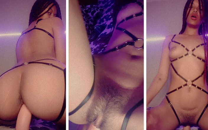 Megan0931: Infila un gustoso giocattolo nella sua succosa figa pelosa