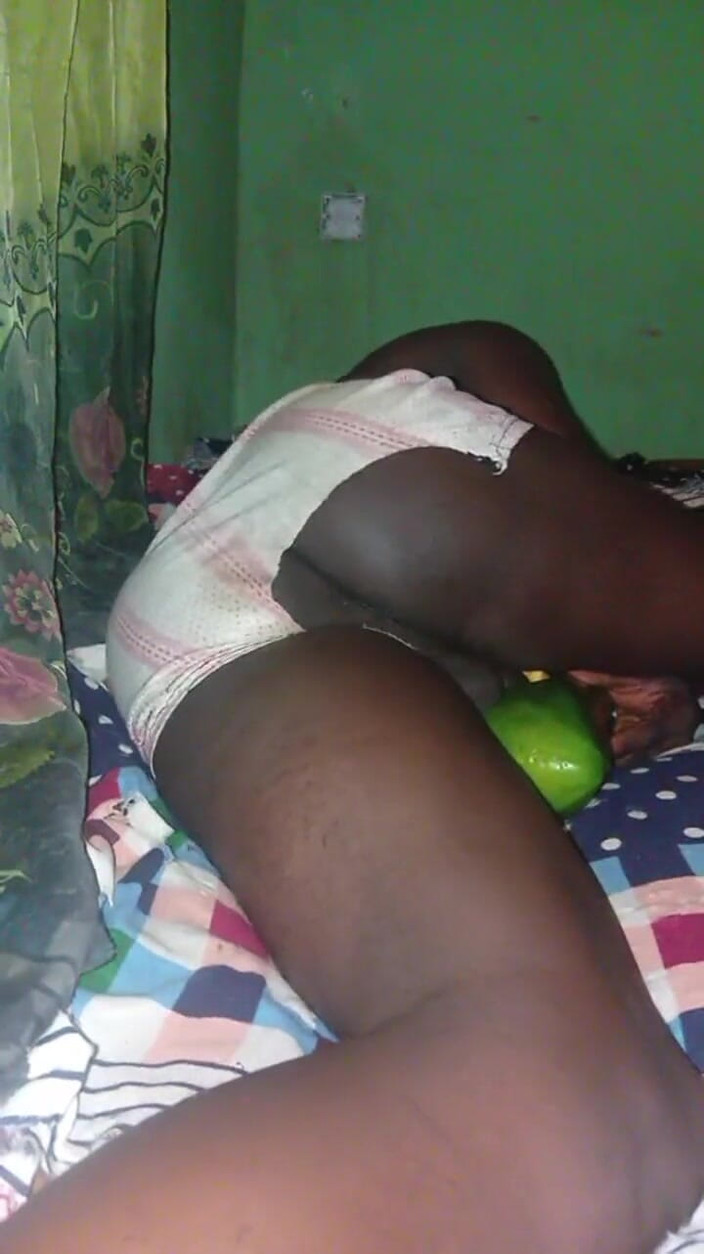 Badman4606: Bullock ji pěkně a pomalu lížou.