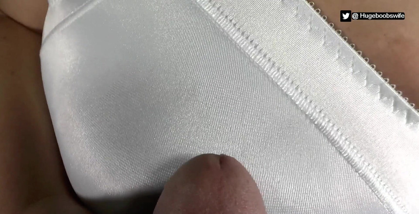 hugeboobswife: Na žádost "prsa" vás nechám s tímto vlastním videem, které si objednal...