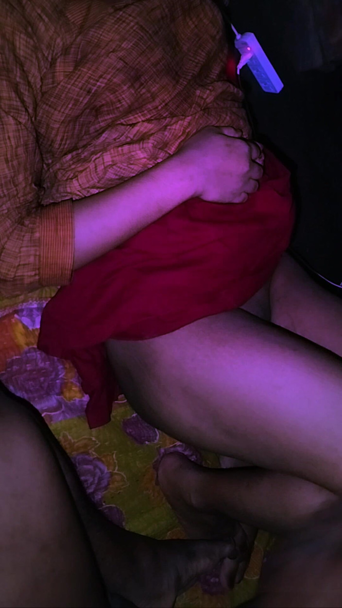 Deshi women: Desi vesnická holka má poprvé sex s přítelem