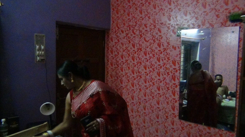 Puja Sarkar: Индийскую порнозвезду мачо Rahul трахнули, отсосали и вылизали дези бхабхи райя