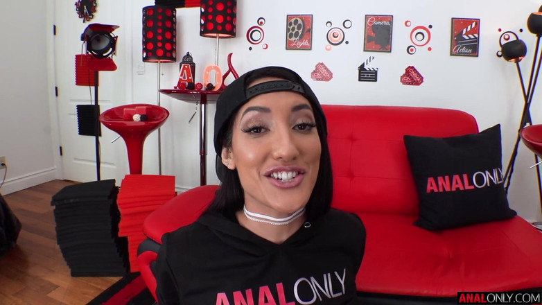 Anal Only: Il culo di chloe ha bisogno di altro