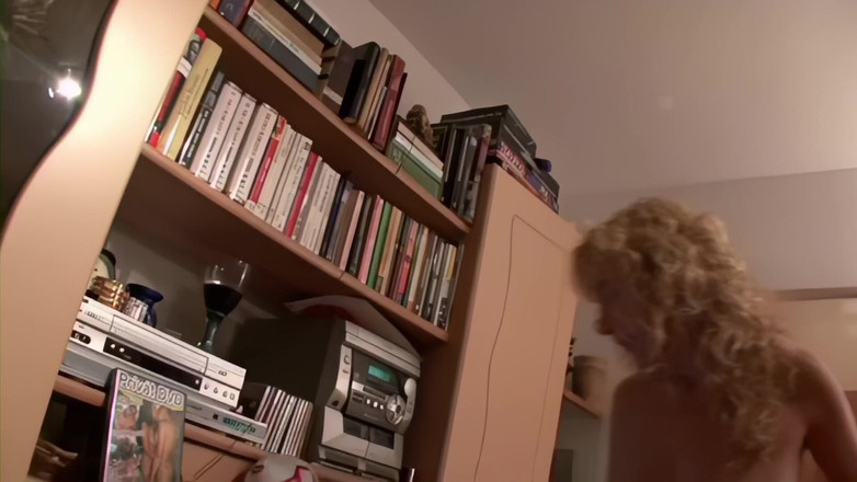 Real Home Made: A Casa Del Porno Attore