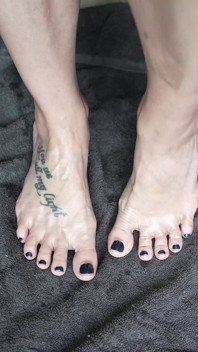 Baby Oil on My Toes