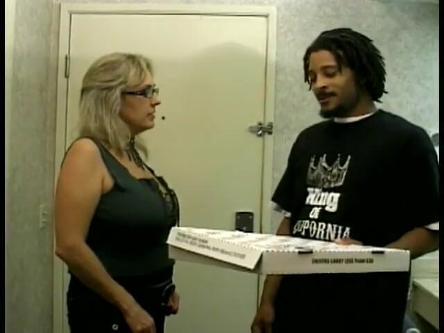 First Black Sexperience: Black guy working as pizza delivery provides feel bored aged...