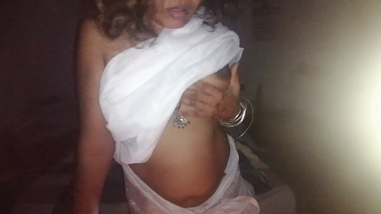 Tina Baby: Kovil से वापस - और मैं उसे बहका रहा हूं