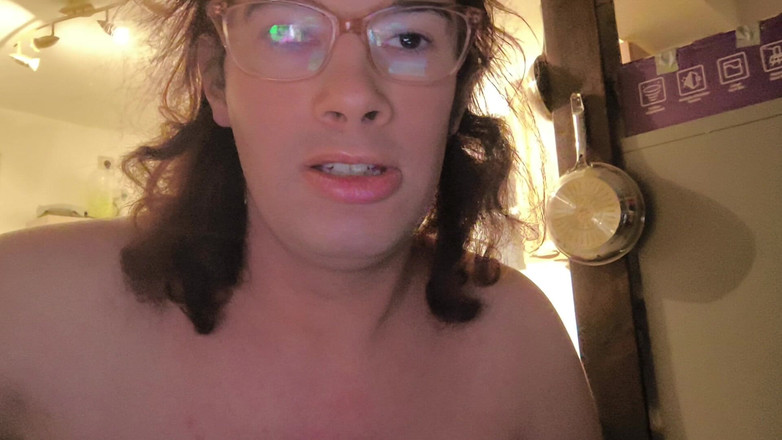 JanineLang: Scot gunoiul gol (vecinul m-a prins)