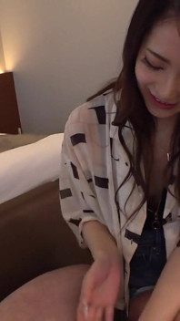Part 1【over 300 Partners! Get Hooked on This Shaved Gal's Cock-teasing Techniques】