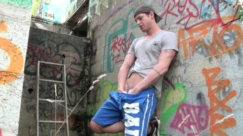 MASCULINE BOYS STUDIO: Jace tyler fucked by guillaume wayne outdoor