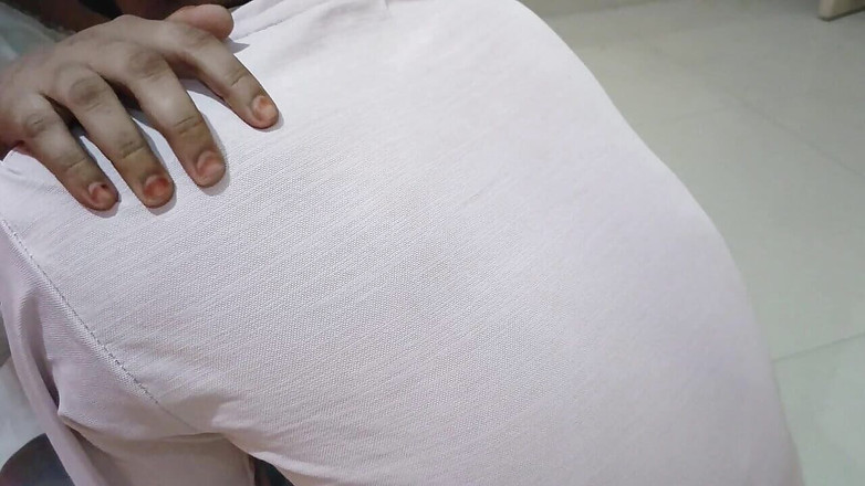 Yourxxx04: 大学生女孩性爱视频