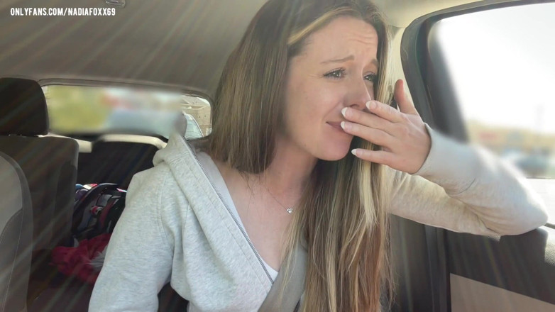 Nadia Foxx: Day in the Life of a Camgirl! Testing New Toys...