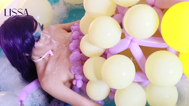 Lissa Brown: Inflatable Pool with Lots of Bubbles and Burlesque Pop Ballo