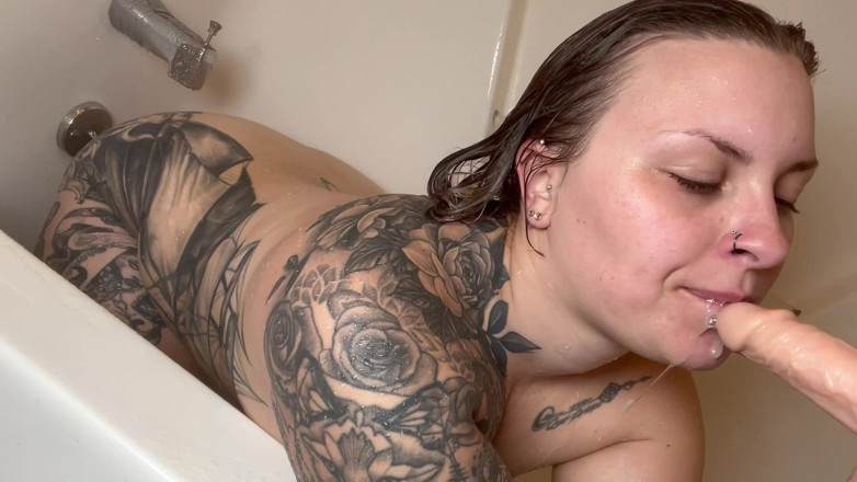 ChandlerKnight: Shower with Me Tittyfuck, Blowjob, Dildo Ride