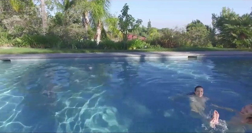 XTime Vod: Blonde babe masturbation in the swimming pool
