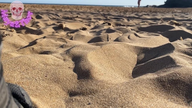 Mayay Thor X: Exploring Love Outdoors, Look at My Follower Enjoying the Beach