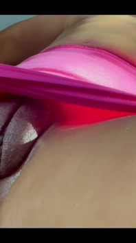 Bubble Blowing Pussy