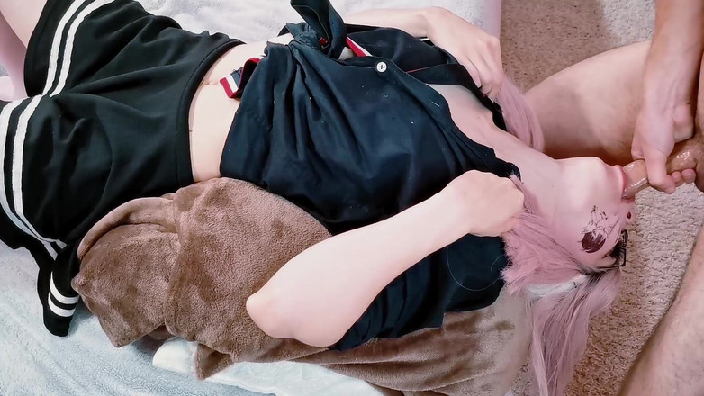 The Deep Passion: Глибокий заглот догори ногами для занудної зведеної сестри