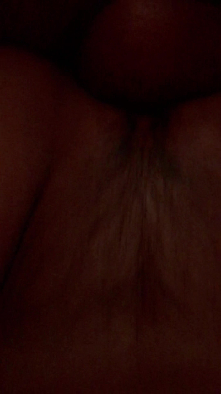 Lucky70: Malam yang berapi-api yang dimulai dengan blowjob dan diakhiri dengan...