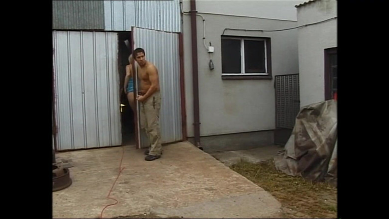 MMV films - The Original: Báječná mladá blondýnka ošukaná a naplněná ústy mrdkou od obrovského vintage...