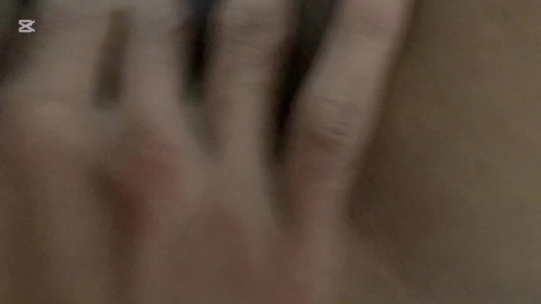 Romantic couple Sri Lanka: Dia tidak dapat mengendalikan semua cinta ini / adik tiri panas 2